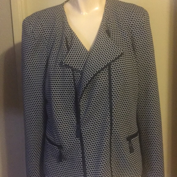 Coat - Picture 3 of 3